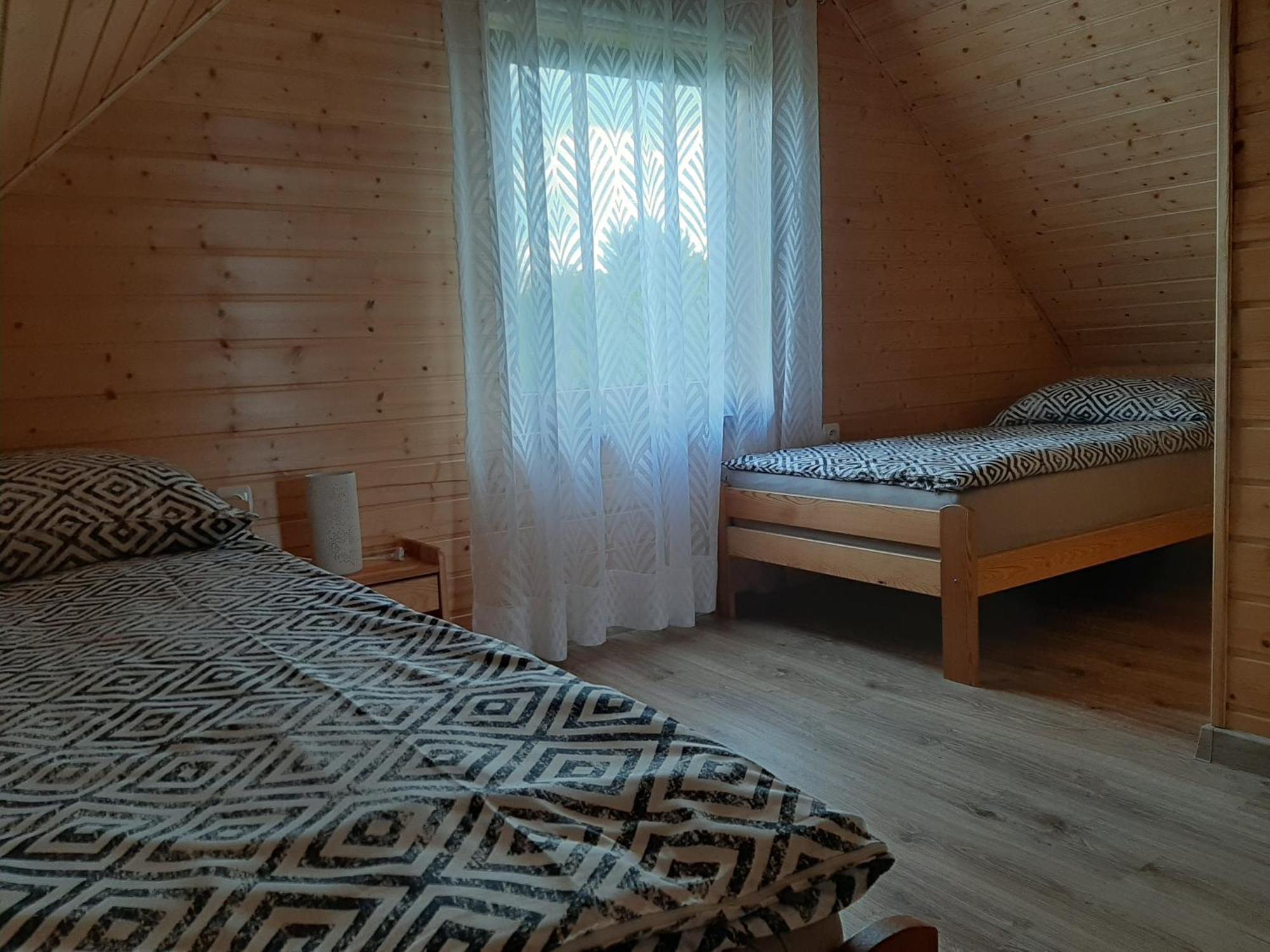 Czarcie Chatki Gardna Wielka Bagian luar foto