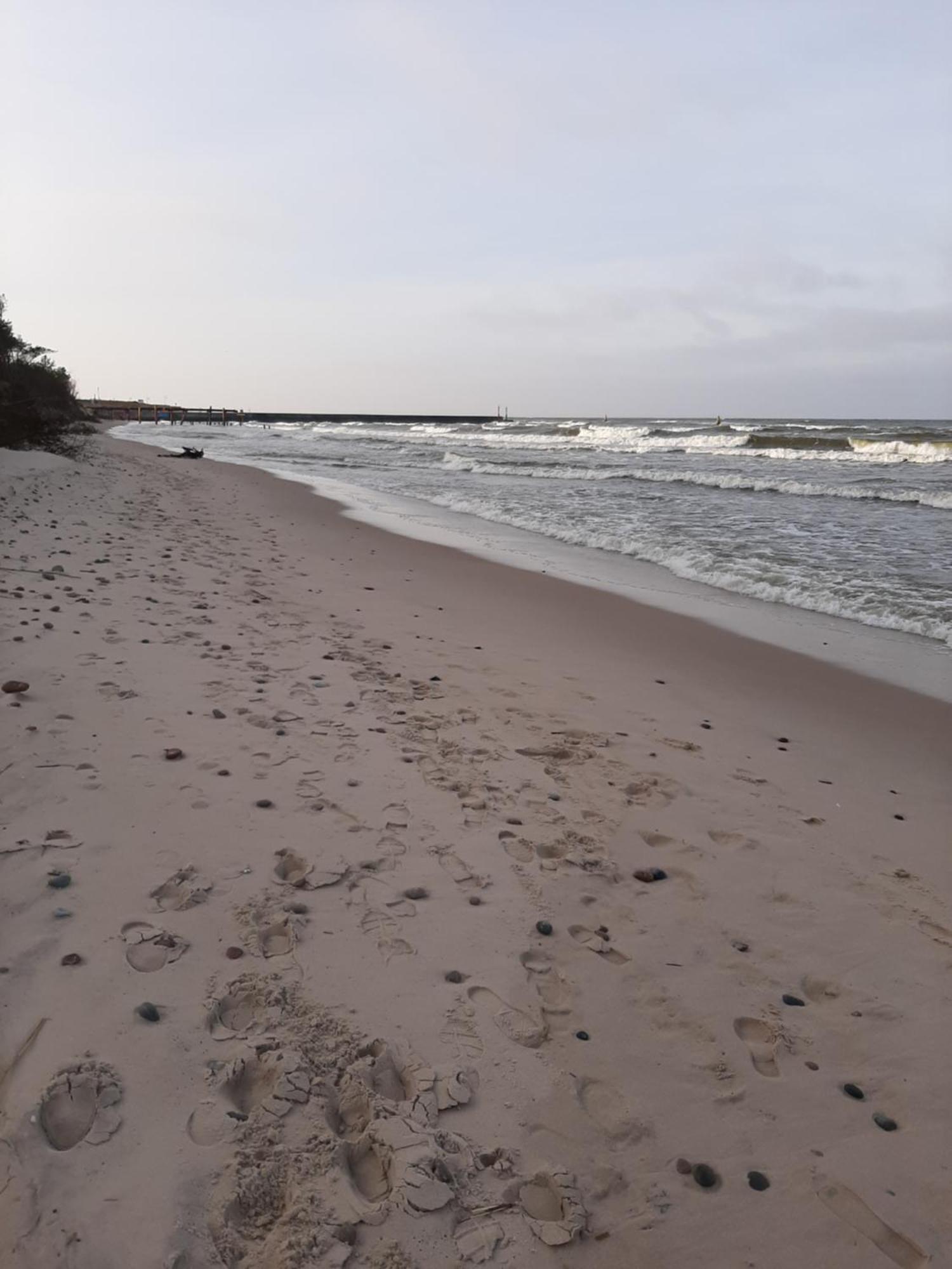 Czarcie Chatki Gardna Wielka Bagian luar foto
