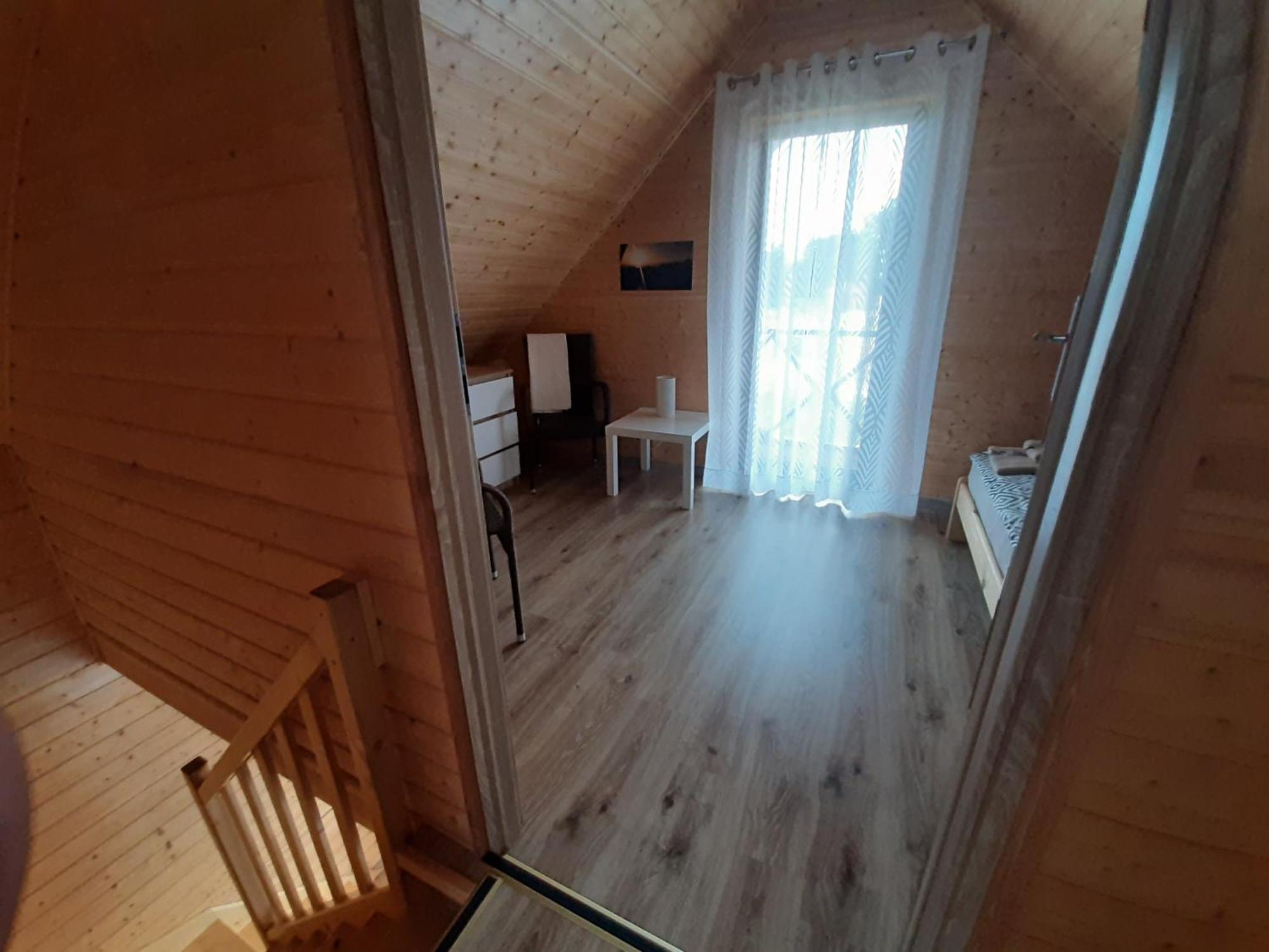 Czarcie Chatki Gardna Wielka Bagian luar foto